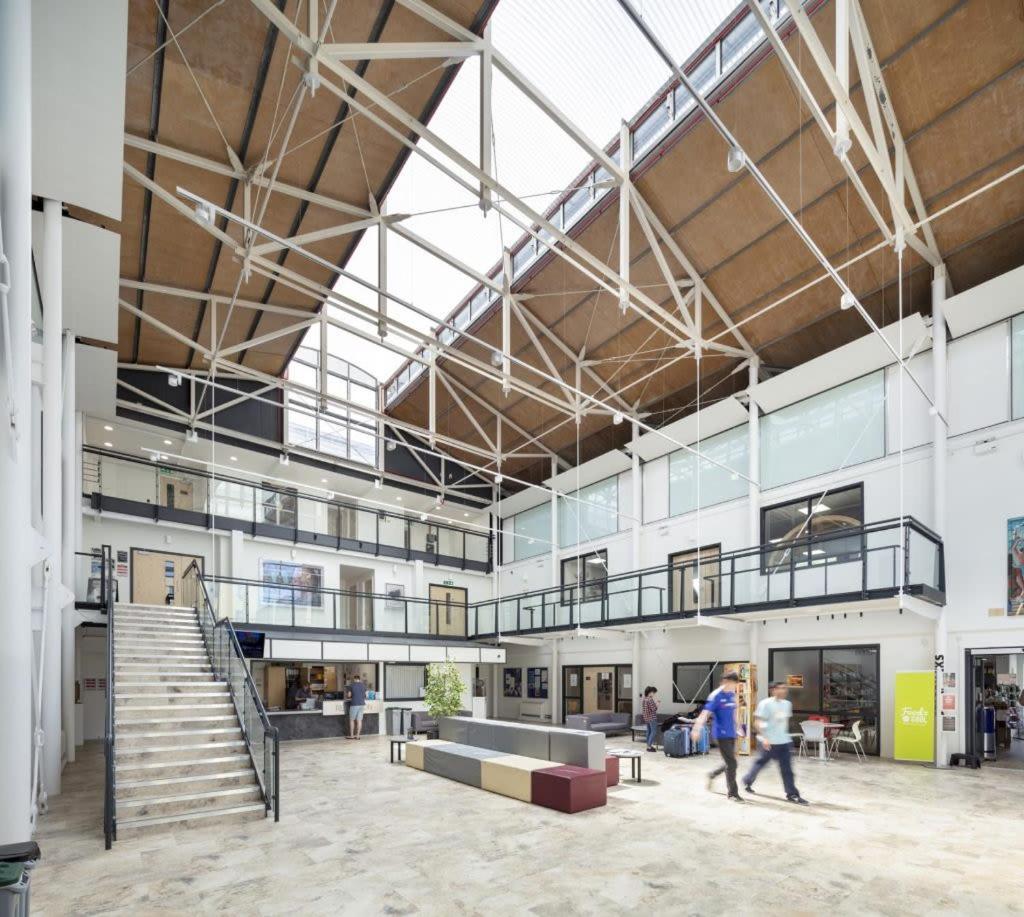 Pittville Student Village In Cheltenham Exterior foto